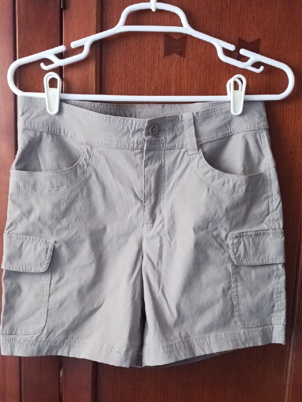 Eddie Bauer Women's Khaki Cargo Shorts